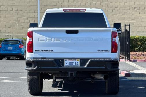 2024 Chevrolet Silverado 2500 Custom
