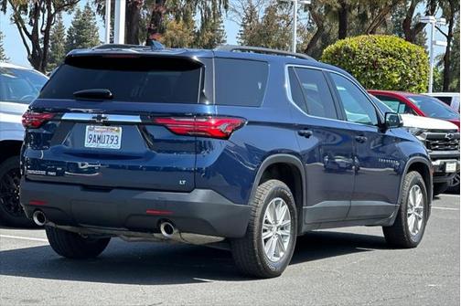 2022 Chevrolet Traverse LT Cloth