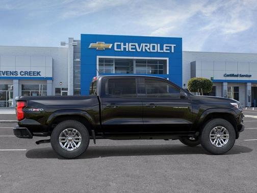 2025 Chevrolet Colorado LT