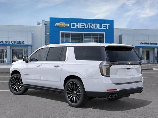Polar White Tricoat 2026 Chevrolet Suburban High Country, 4WD