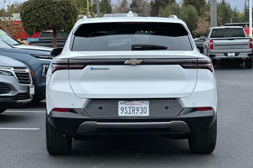 2025 Chevrolet Equinox EV LT
