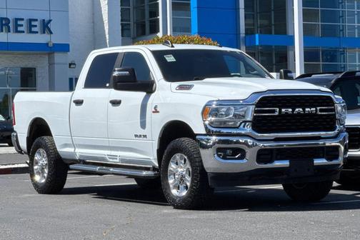 Bright White Clearcoat 2024 RAM 2500 Big Horn Crew Cab 4x4 6'4' Box