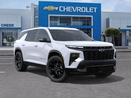Polar White Tricoat 2026 Chevrolet Traverse RS