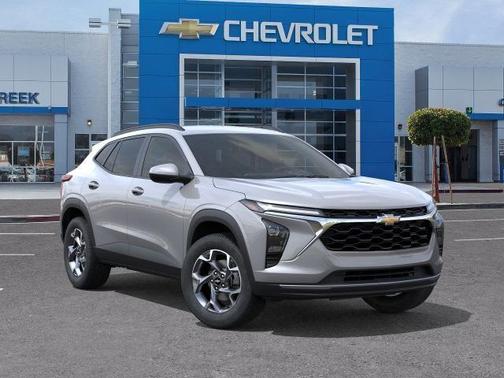 Sterling Gray Metallic 2026 Chevrolet Trax LT