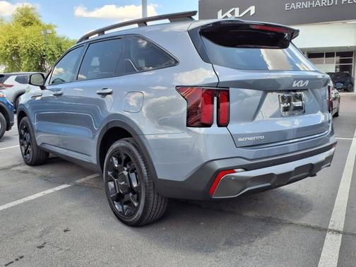 2024 Kia Sorento X-Line EX**LOOKS AND SMELLS NEW