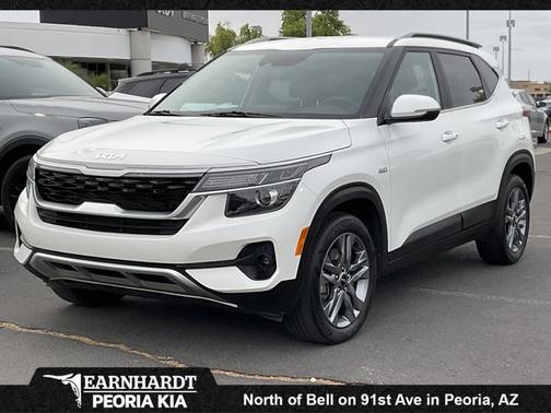 Snow White Pearl 2023 Kia Seltos S* 1 OWNER/ CLEAN CARFAX