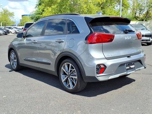 2022 Kia Niro Touring SE