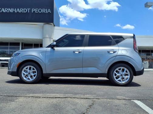 2024 Kia Soul LX**CLEAN CF 1 OWNER**
