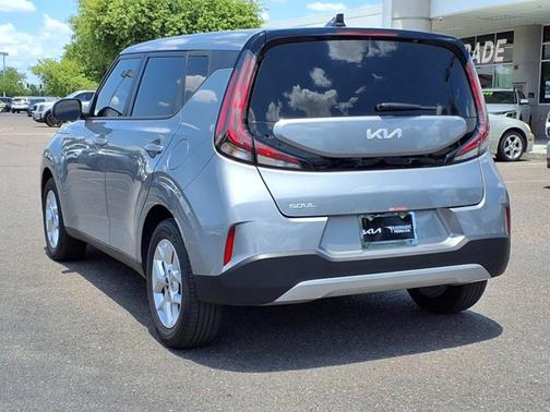 2024 Kia Soul LX**CLEAN CF 1 OWNER**