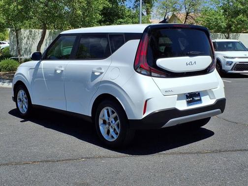 2023 Kia Soul LX**1 OWNER CLN CF**