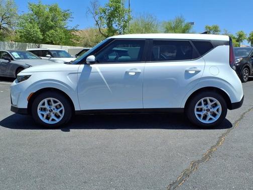 2023 Kia Soul LX**1 OWNER CLN CF**