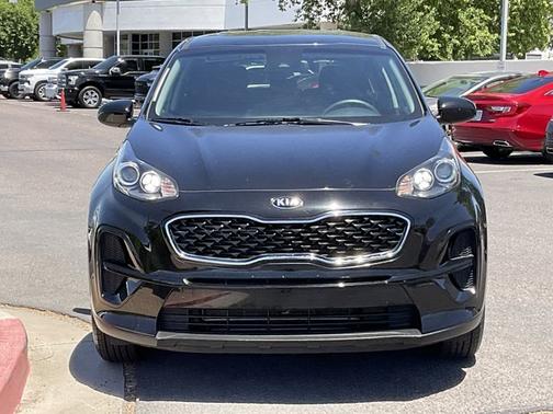 Black Cherry 2021 Kia Sportage LX