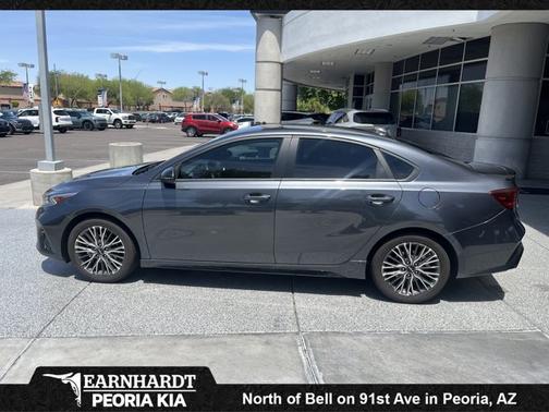 2024 Kia Forte GT-Line* SUPER LOW MILES