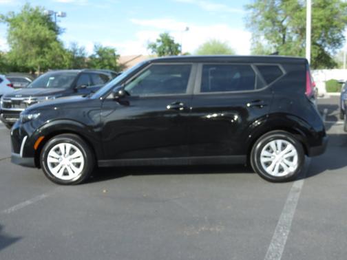 2023 Kia Soul LX**CF CERT 1 OWNER**