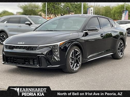 Aurora Black Pearl 2025 Kia K4 GT-Line*CLEAN CARFAX