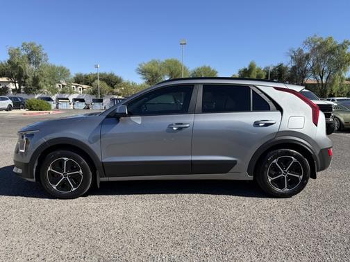 2024 Kia Niro LX**1 OWNER CLN CF**