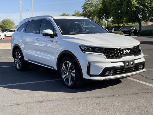 Snow White Pearl 2023 Kia Sorento Hybrid SX Prestige**1 OWNER CLN CF