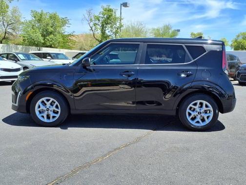 2023 Kia Soul LX***CLEAN CF 1 OWNER**