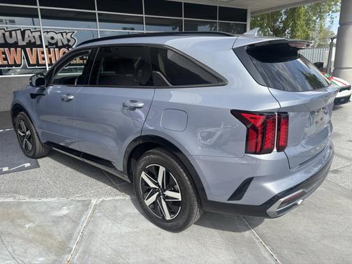 2022 Kia Sorento S***1 OWNER CLN CF***