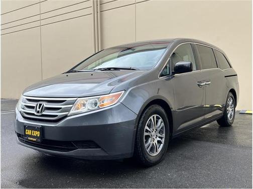 Photo 2 of 18 of 2012 Honda Odyssey EX-L