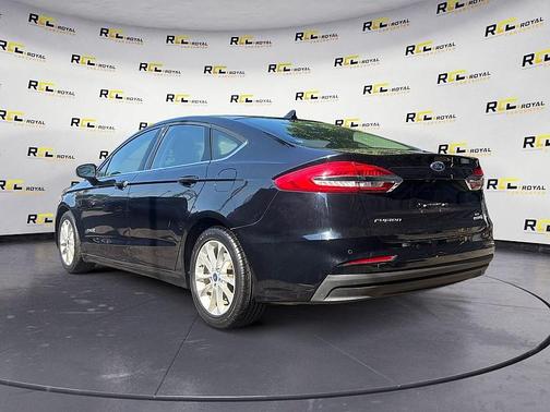 2019 Ford Fusion Hybrid SE
