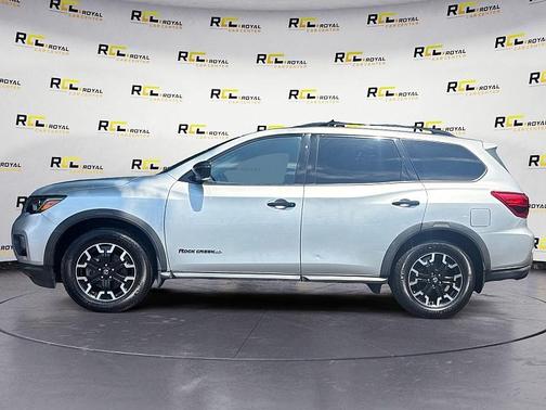 2020 Nissan Pathfinder SL