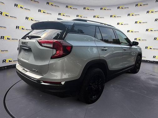 2022 GMC Terrain AT4
