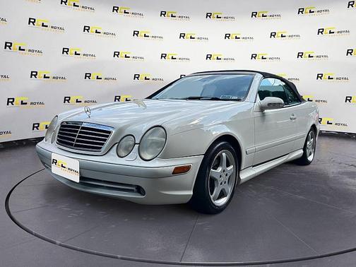 2002 Mercedes-Benz CLK-Class Base