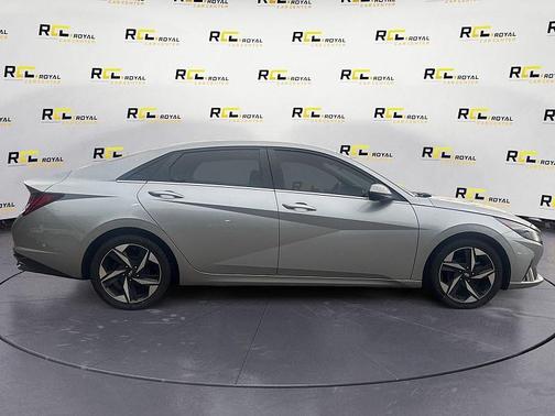 2021 Hyundai ELANTRA Limited