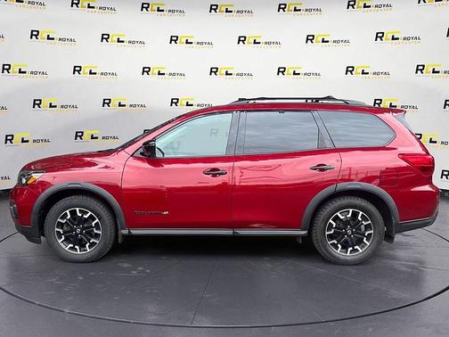 2020 Nissan Pathfinder SL