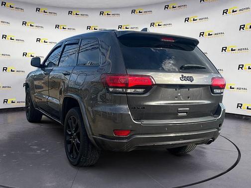2019 Jeep Grand Cherokee Laredo