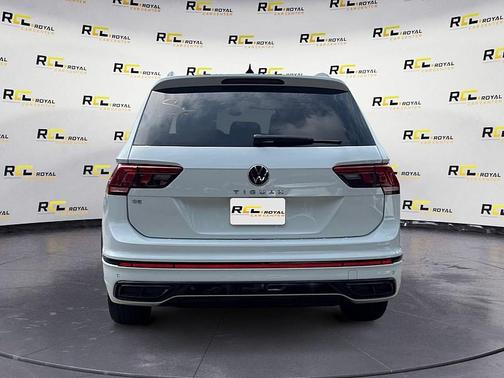 2022 Volkswagen Tiguan 2.0T SE R-Line Black