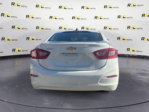 2019 Chevrolet Cruze LS