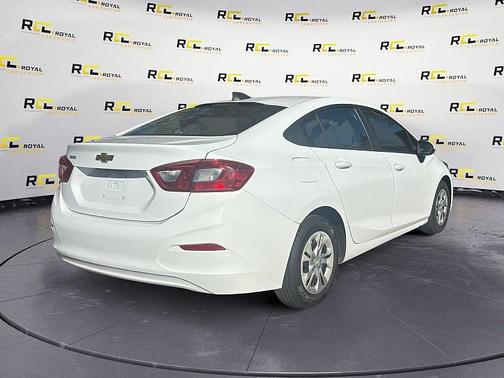 2019 Chevrolet Cruze LS