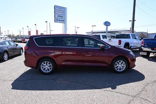 2017 Chrysler Pacifica Touring