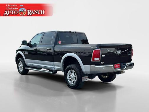 2017 RAM 2500 Laramie Crew Cab 4x4 6'4' Box