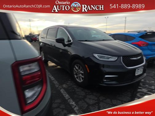 2023 Chrysler Pacifica Touring L