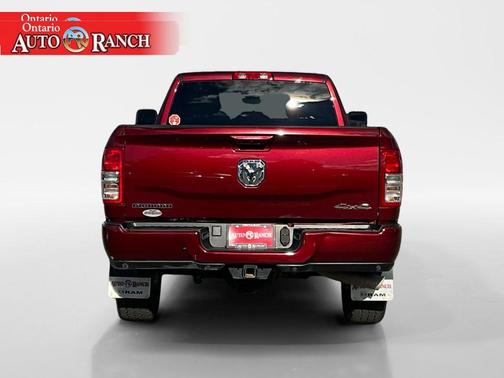 2023 RAM 3500 Big Horn Crew Cab 4x4 8' Box
