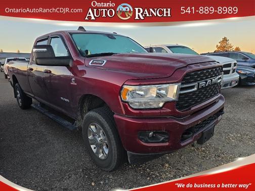 2023 RAM 3500 Big Horn Crew Cab 4x4 8' Box