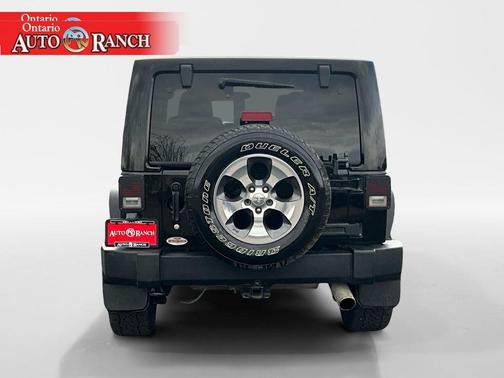 2012 Jeep Wrangler Unlimited Sahara