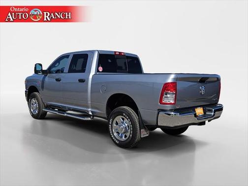 2024 RAM 2500 Tradesman Crew Cab 4x4 6'4' Box