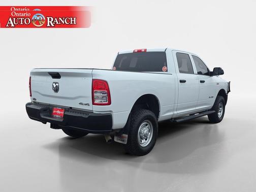 2022 RAM 2500 Tradesman Crew Cab 4x4 6'4' Box