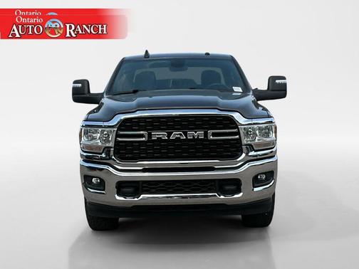 2024 RAM 2500 Big Horn Crew Cab 4x4 8' Box