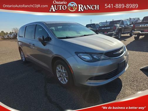 2017 Chrysler Pacifica Touring