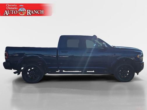 2022 RAM 2500 Laramie Crew Cab 4x4 6'4' Box
