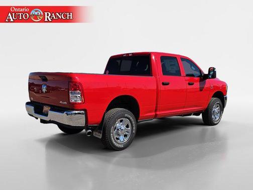 2024 RAM 2500 Tradesman Crew Cab 4x4 6'4' Box
