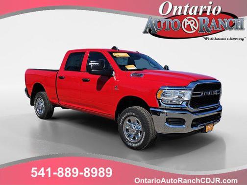 2024 RAM 2500 Tradesman Crew Cab 4x4 6'4' Box