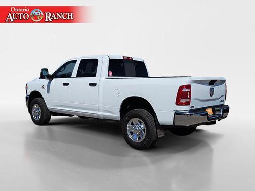 2024 RAM 2500 Tradesman Crew Cab 4x4 6'4' Box