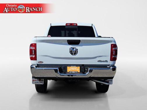 2024 RAM 2500 Tradesman Crew Cab 4x4 6'4' Box