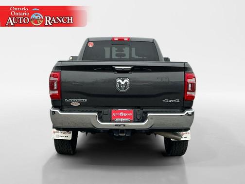 2022 RAM 2500 Laramie Crew Cab 4x4 8' Box